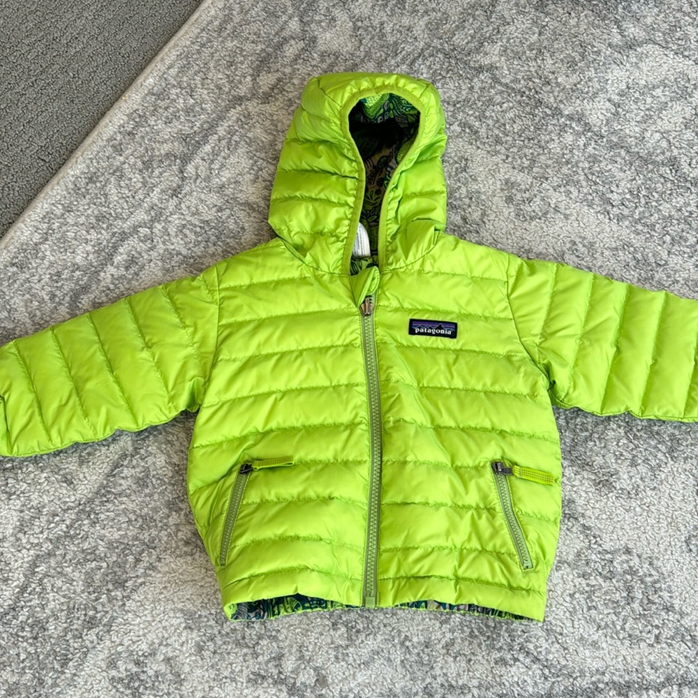 Patagonia Down Reversible Sweater Jacket 12-18 months boys